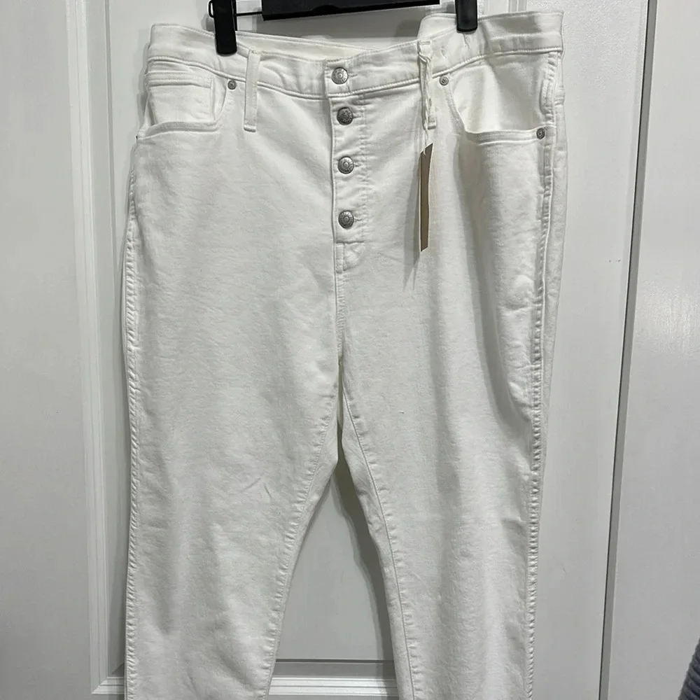 White madewell button fly skinny jeans with raw hem NWT